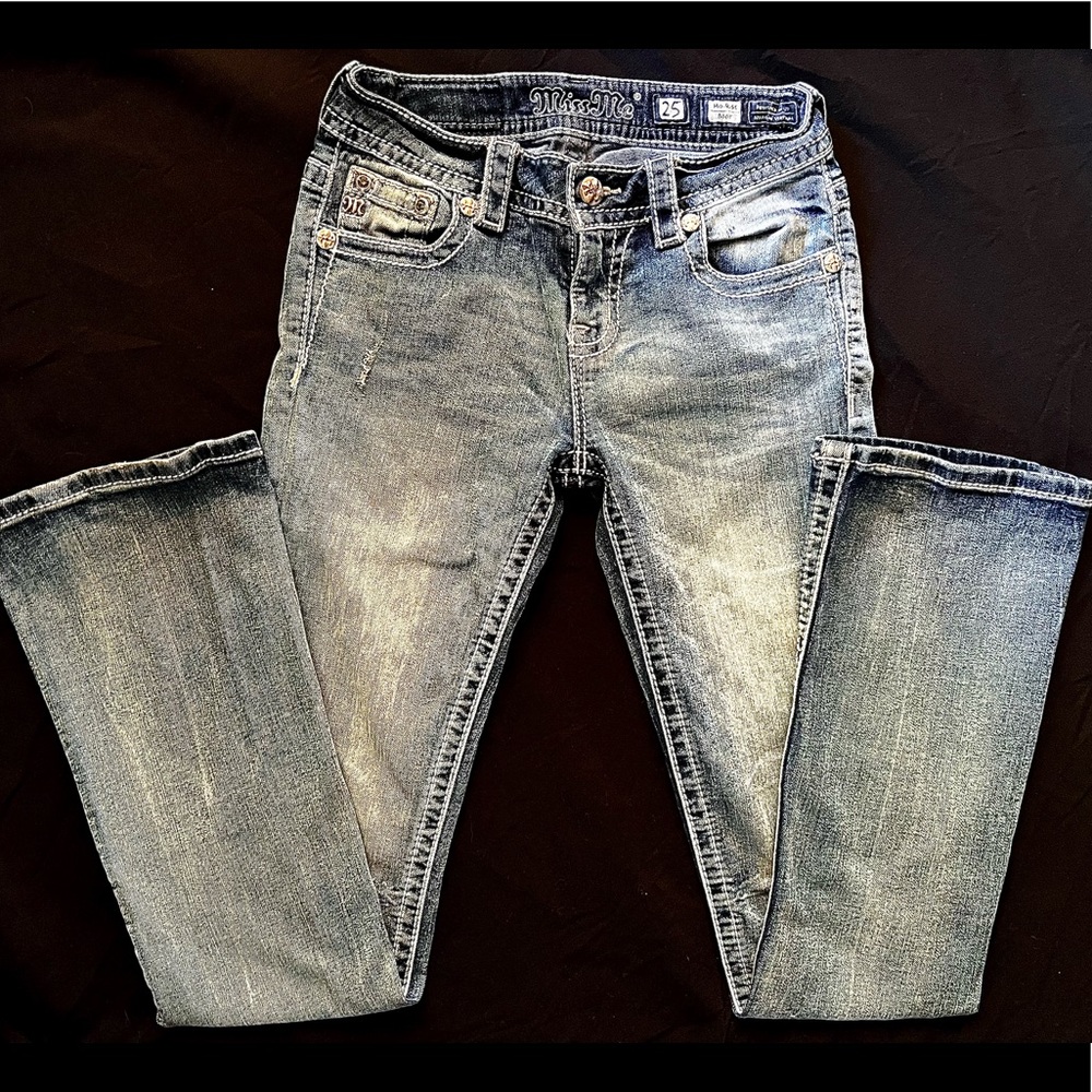 Miss Me Women's Embellished Mid-Rise Boot Jeans